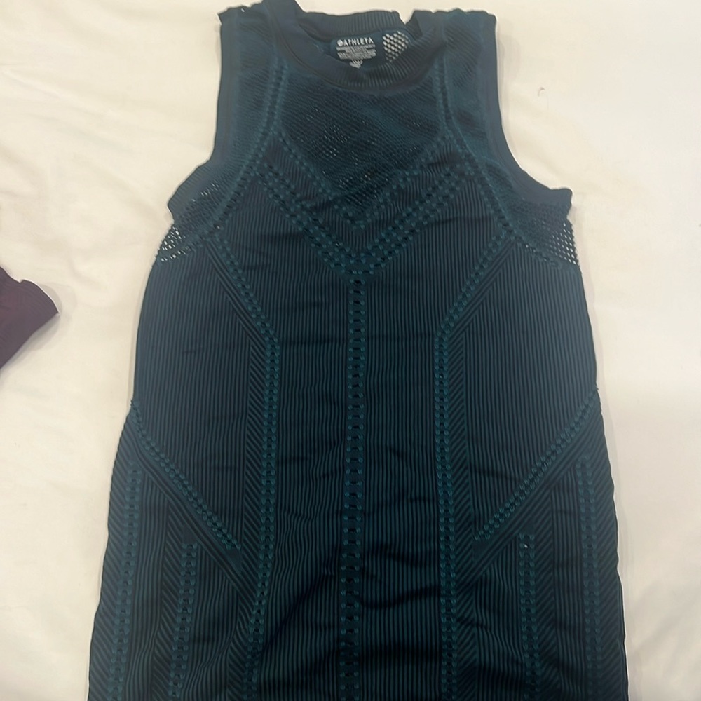 Athleta green workout tank, size XS, barely worn